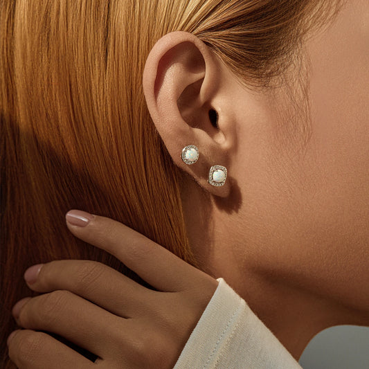 Urban Square – Elegante Opal Ohrstecker