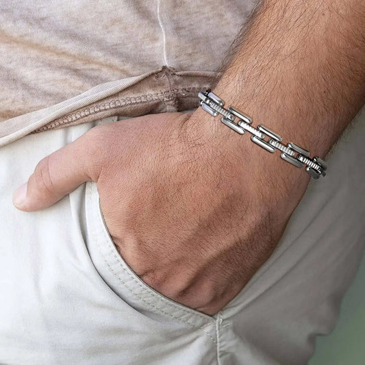 Iron Pulse – Schweres handgefertigtes Armband mit rechteckigen Gliedern - Alyrah Jewellery