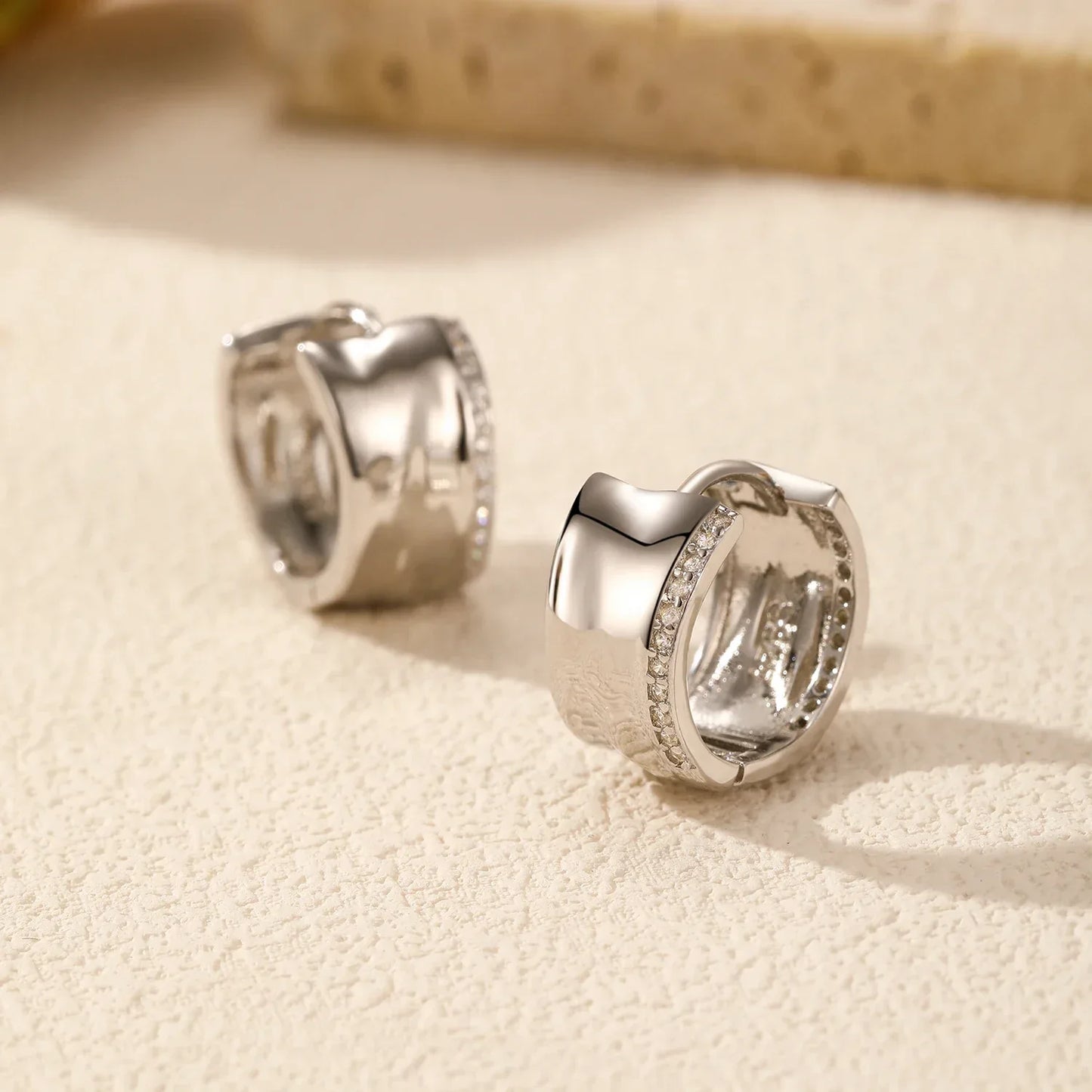 Liquid Flow – CZ Creolen - Alyrah Jewellery