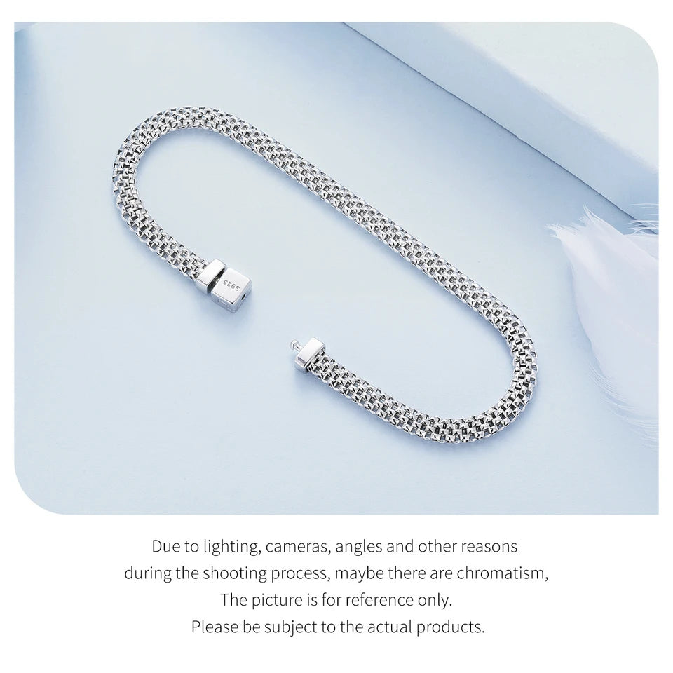 Urban Elegance – Classic Square Buckle Bracelet