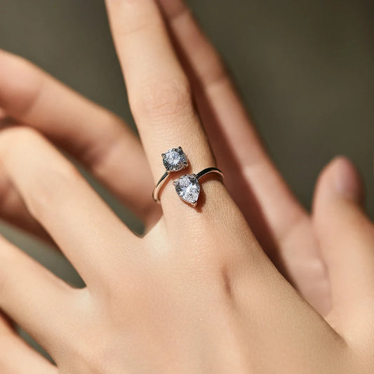 Crystal Wave – Zirkon Intertwined Ring - Alyrah Jewellery