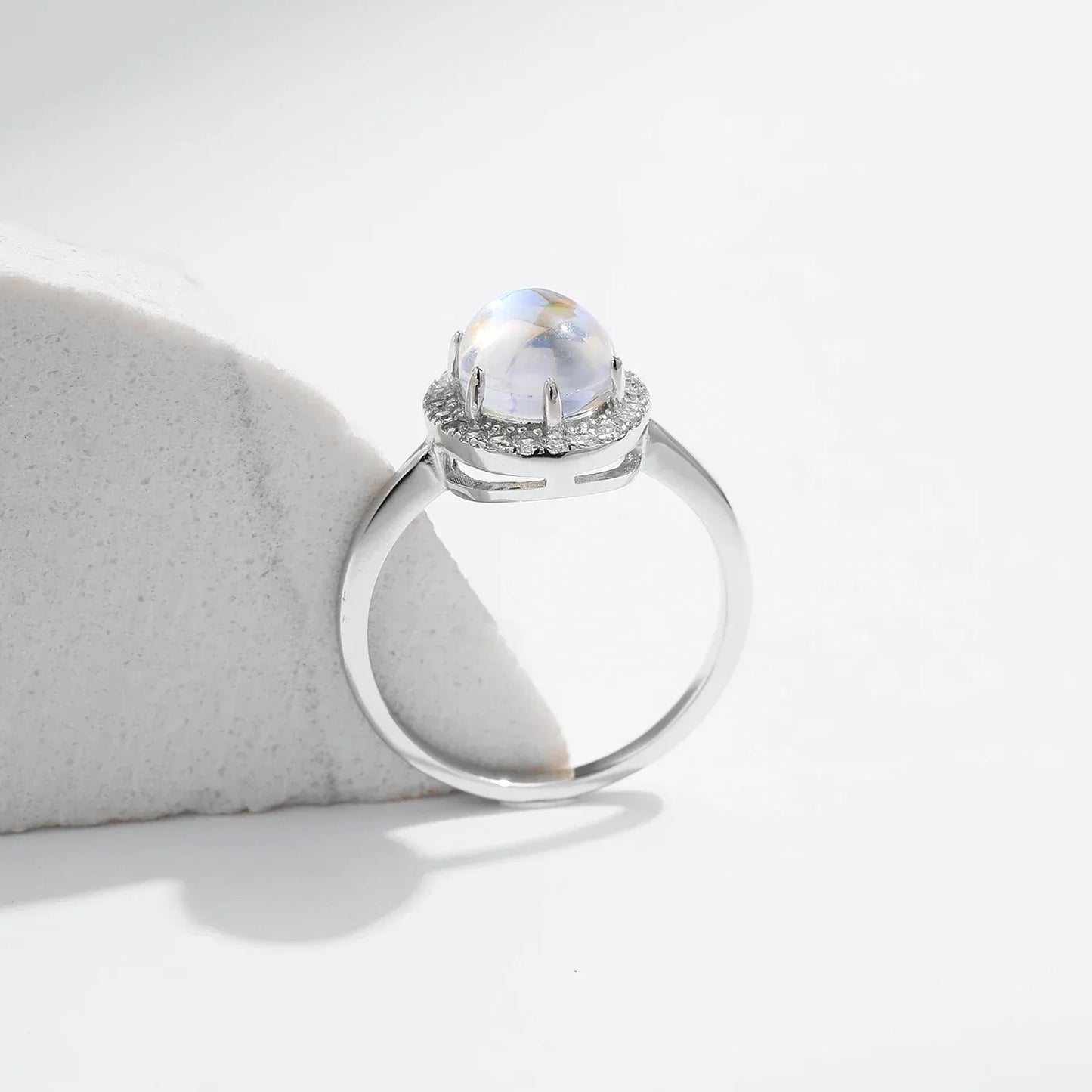 Urban Moon – Oval Moonstone Ring - Alyrah Jewellery