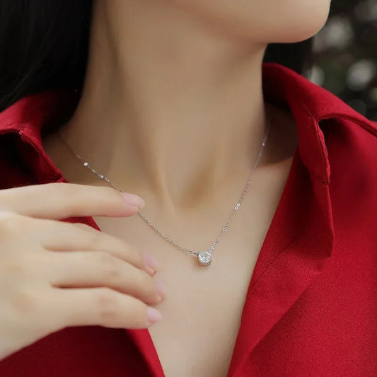 Eternal Glow – Moissanit-Solitär-Anhänger - Alyrah Jewellery