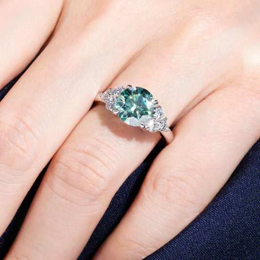 Ocean Dream – 3ct Moissanite Verlobungsring in Blau-Grün, 18K Goldplattiertes 925 Silber - Alyrah Jewellery