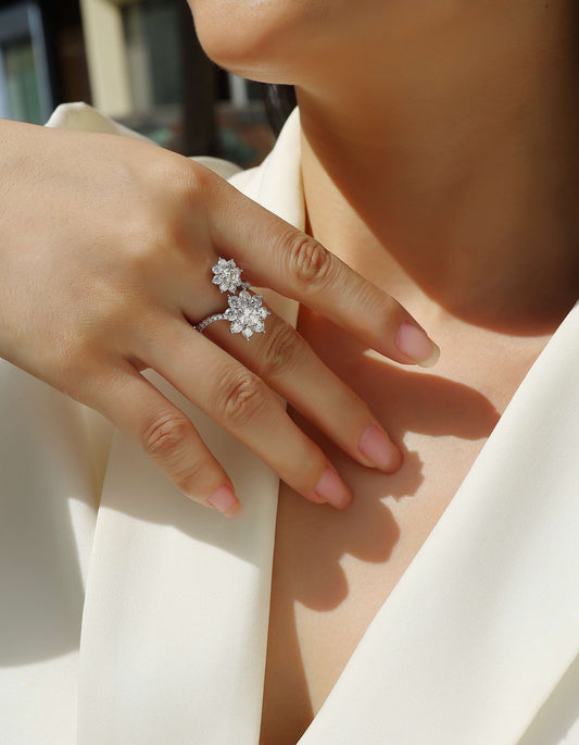 Petal Morning Dew – Elegante anello di fidanzamento e matrimonio