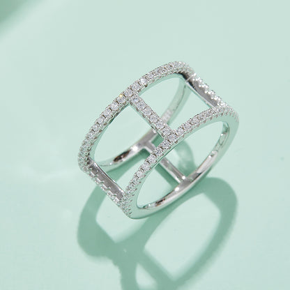 Light Chain – Modern Moissanite Wedding Ring