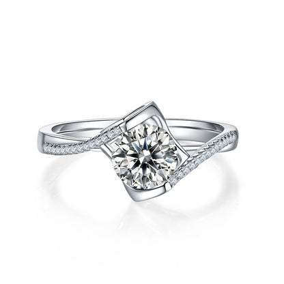 Dazzling Promise – Elegant moissanite wedding ring