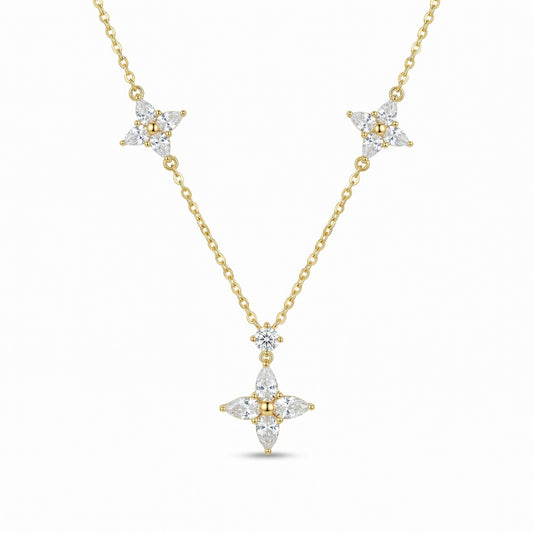 Armonia Floreale – Collana in Argento 925 con design floreale triplo