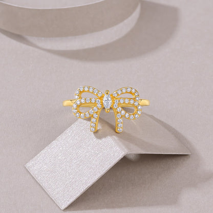 Evelyn - Luxury Silver Ring