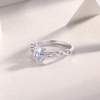Rose – Elegant egg-shaped moissanite wedding ring