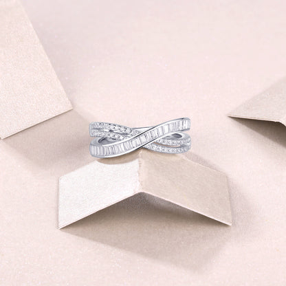 Intersection – Eleganter Moissanit-Trauring