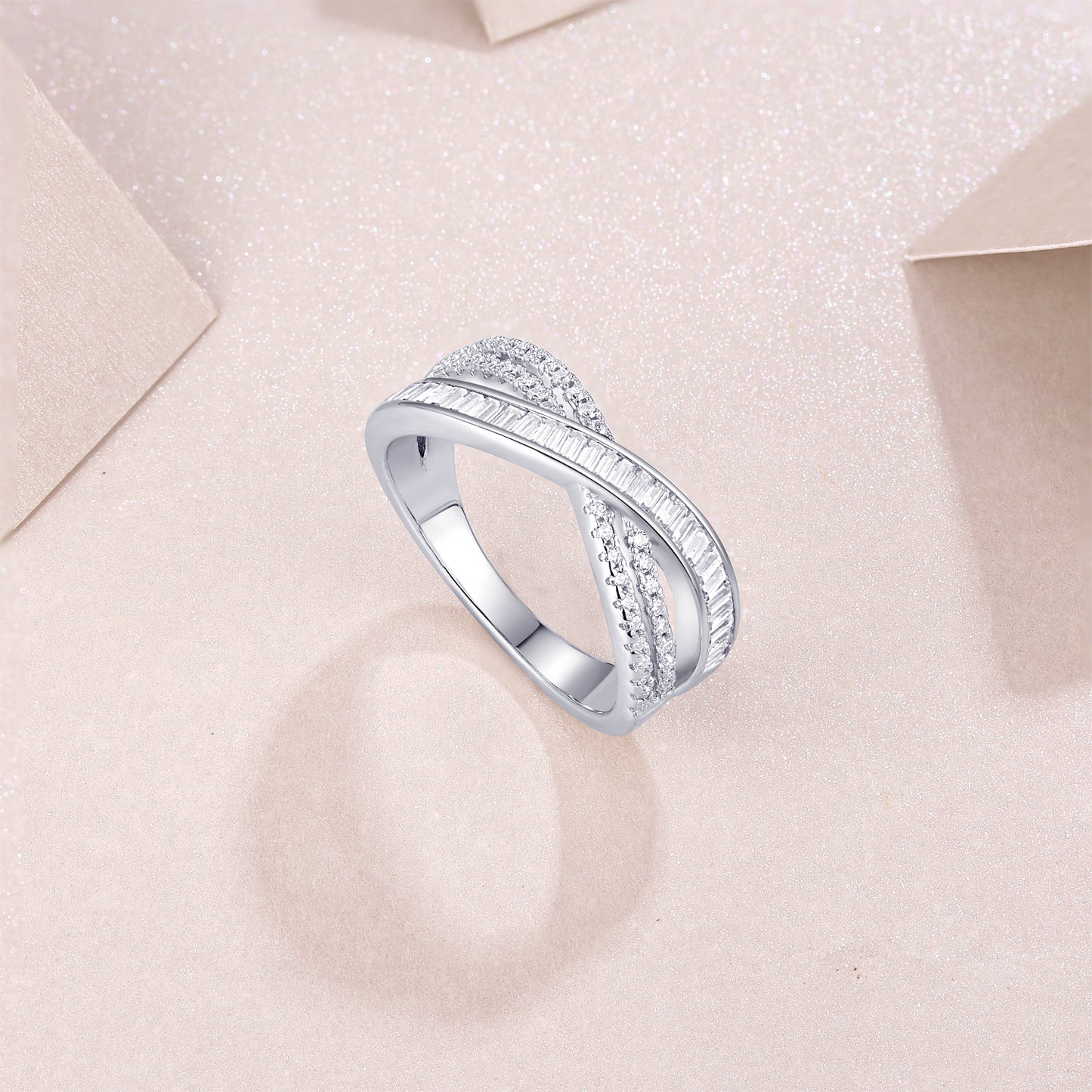 Intersection – Eleganter Moissanit-Trauring