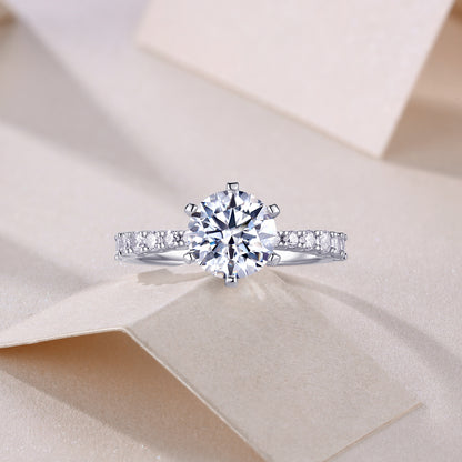 Goddess’s Blessing – Exklusiver Moissanit-Ring