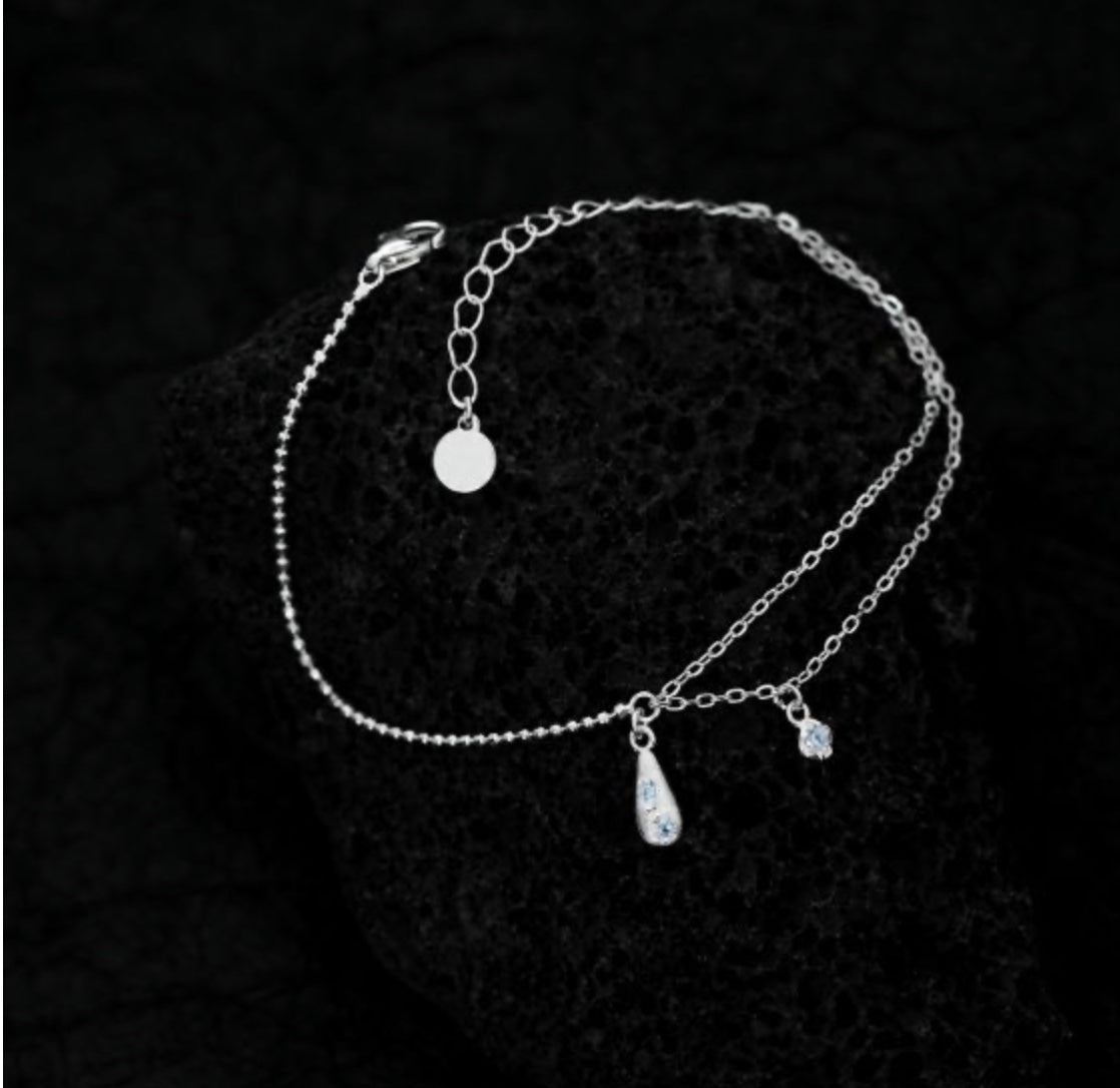 Crystal Tear  – Minimalistisches Doppelketten-Armband aus Sterling Silber