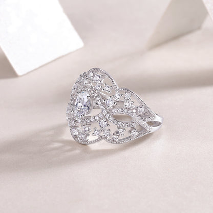 Moonlight Waltz – Elegant moissanite wedding ring