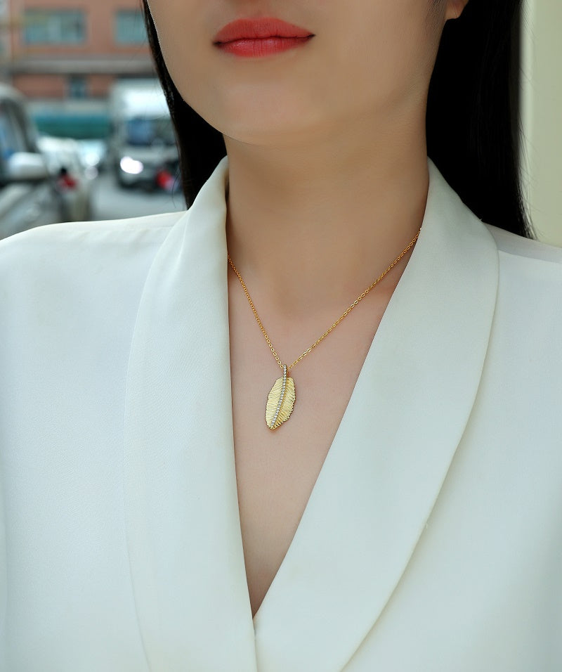 Fallen Leaves Starlight - Trendige Halskette