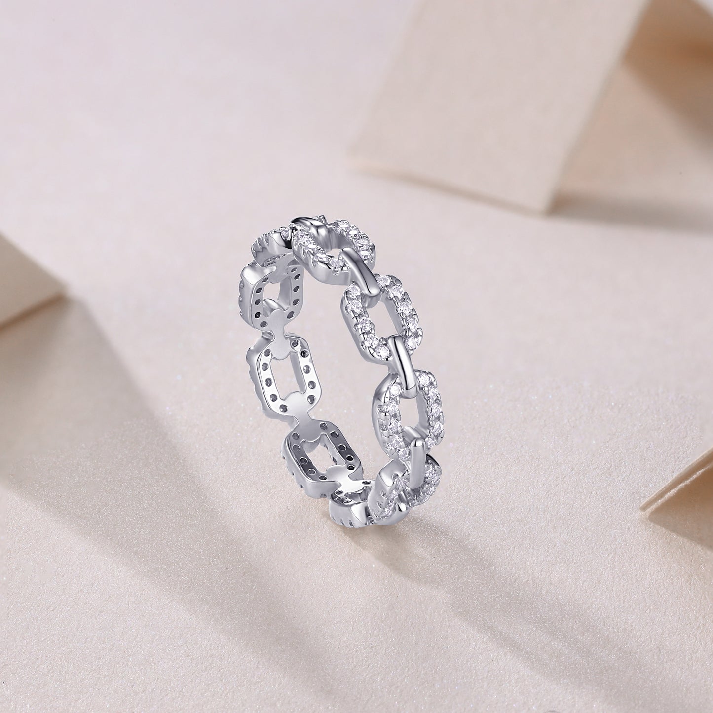 Lock In Love – High-quality moissanite wedding ring