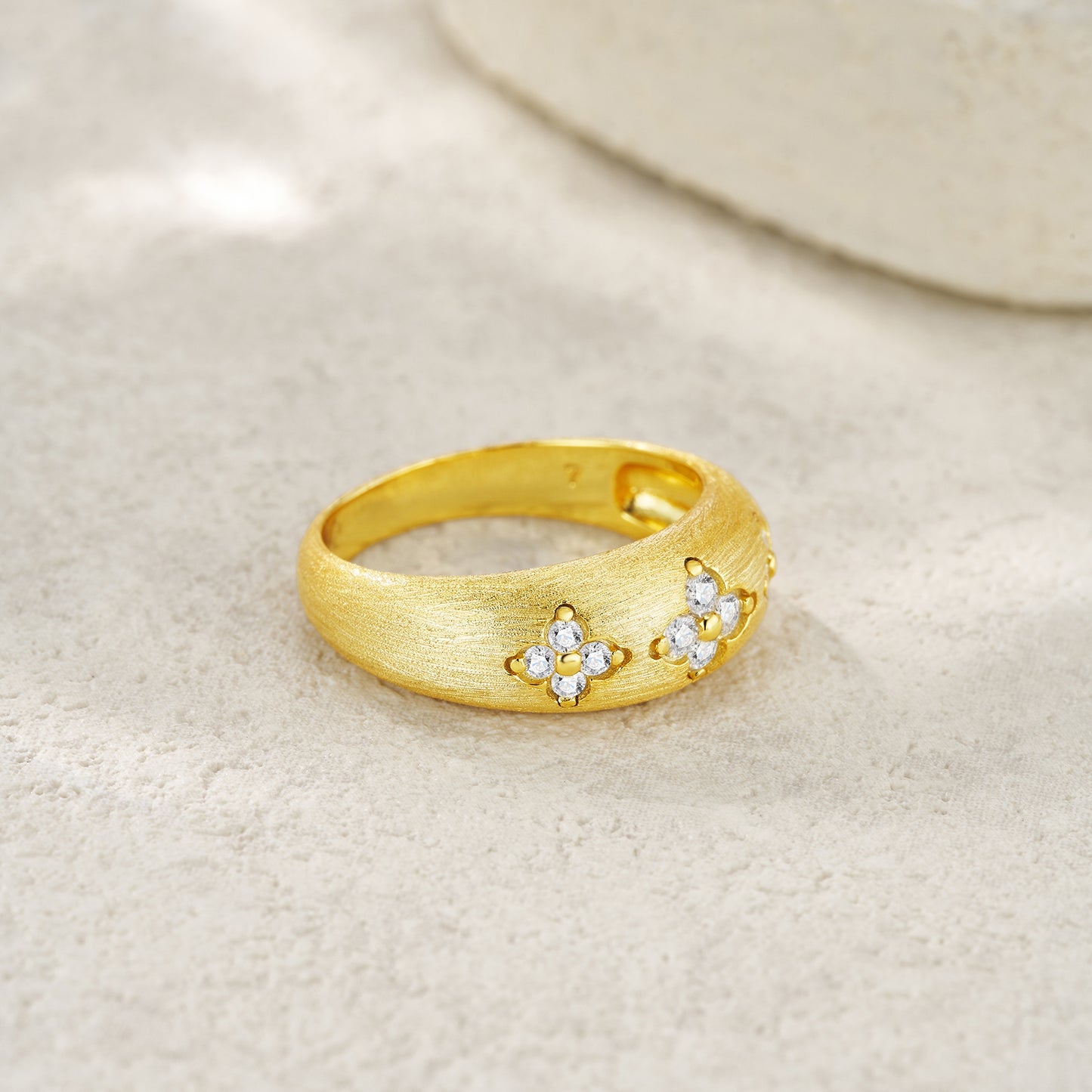 Hyacinth luxury silver ring