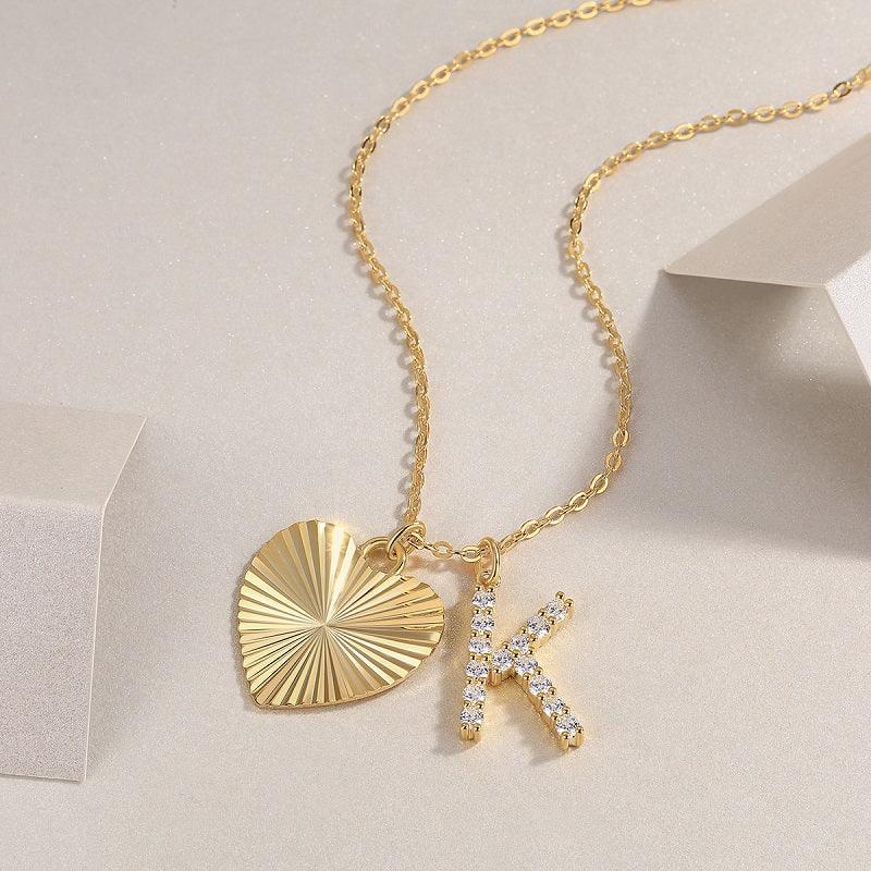 Heart Secret – Trendige S925 Silber Halskette mit zartem Moissanit & Vergoldung - Alyrah Jewellery