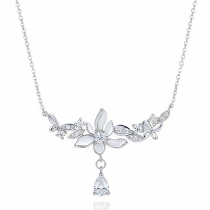 Orchid Bloom –Moissanit-Blumen-Anhänger an Halskette