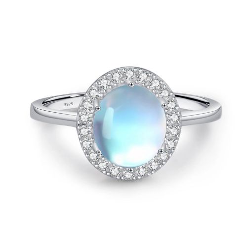 Urban Moon – Oval Moonstone Ring