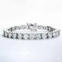 Royal Spark – Moissanite Tennisarmband D Color VVS1 aus 925 Sterling Silber, 18K vergoldet - Alyrah Jewellery