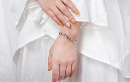 Figaro - Sensual Necklace