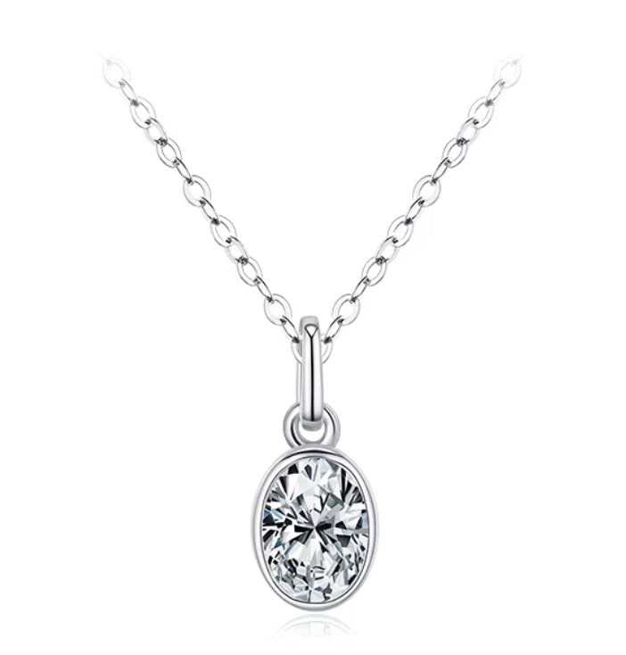 Radiant Geo – Collana con pendente in moissanite