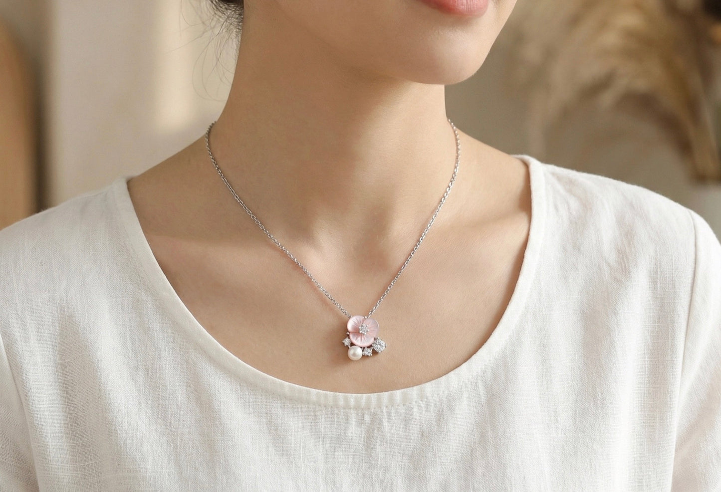 Rosenglanz – Collana in argento 925 con fiore, perla e cristalli