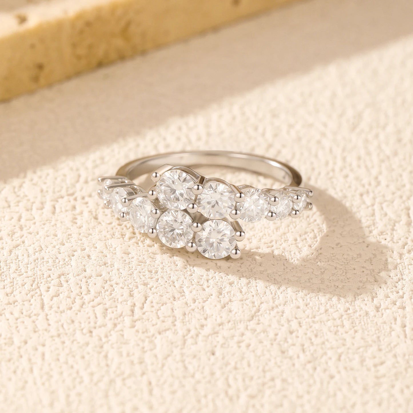 Eternal Geometry – Moissanit Eternity Ring