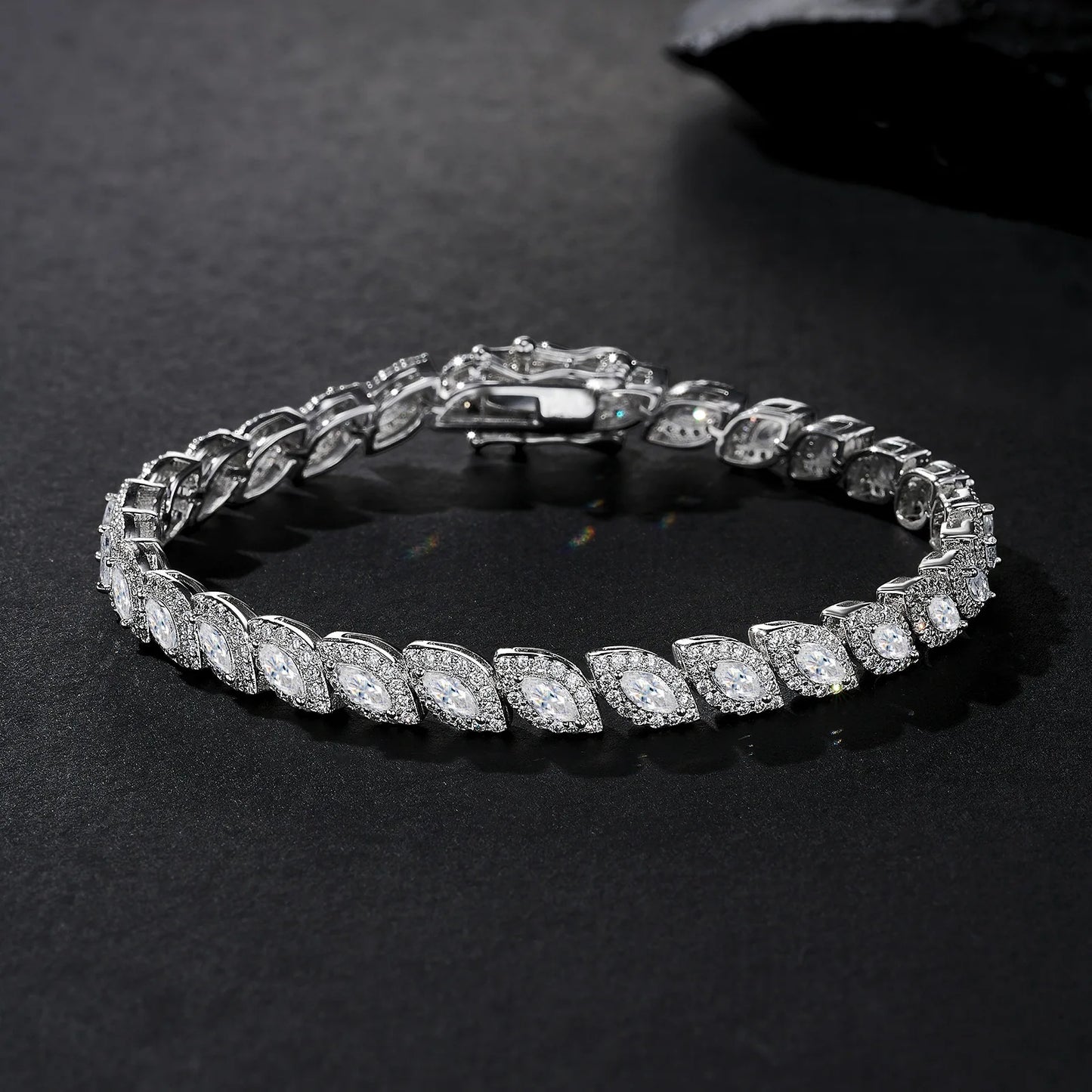 Marquise Grace – Moissanit Tennisarmband