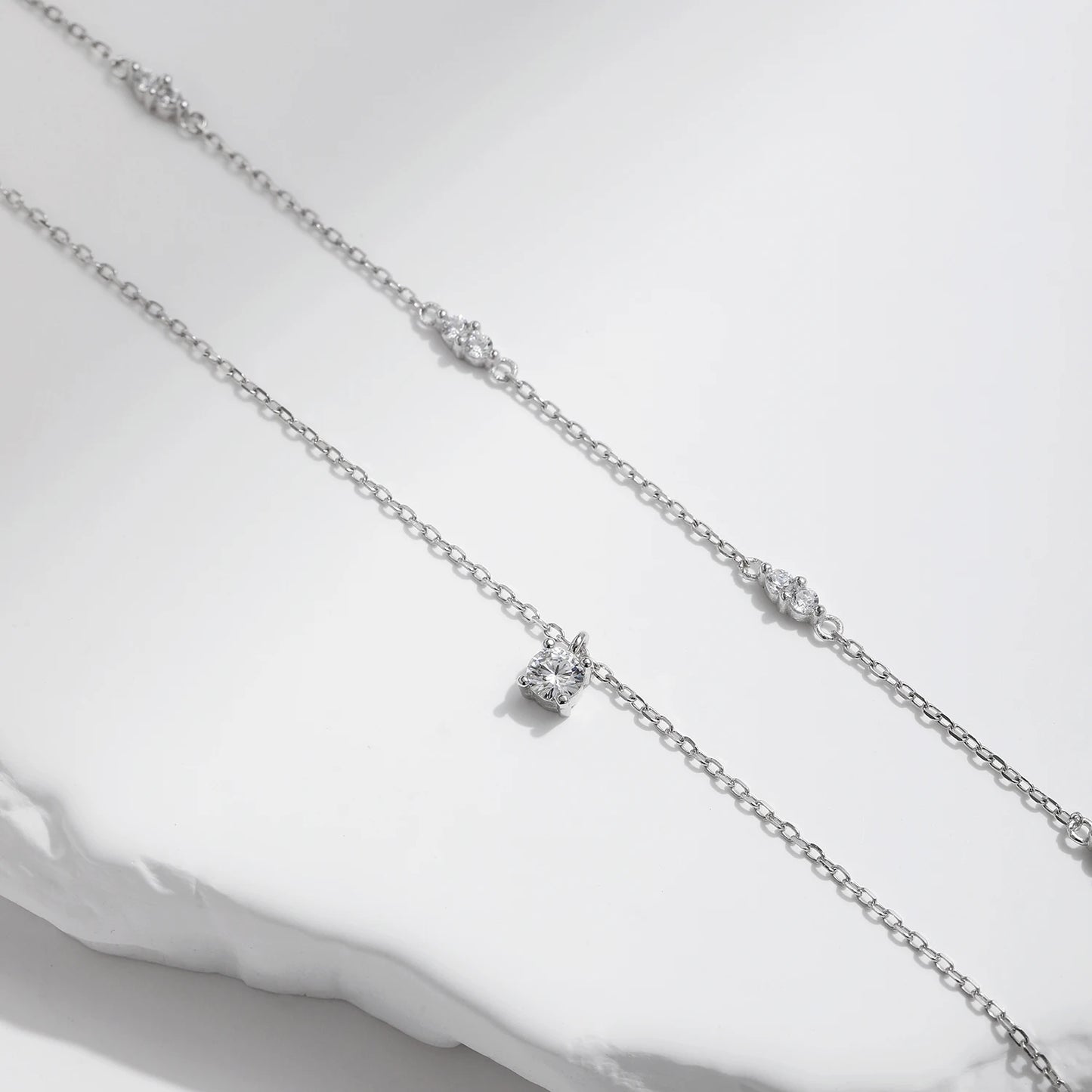 Eternal Radiance – Double-Layered Moissanite Pendant Necklace