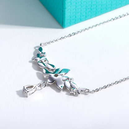 Orchid Bloom –Moissanit-Blumen-Anhänger an Halskette