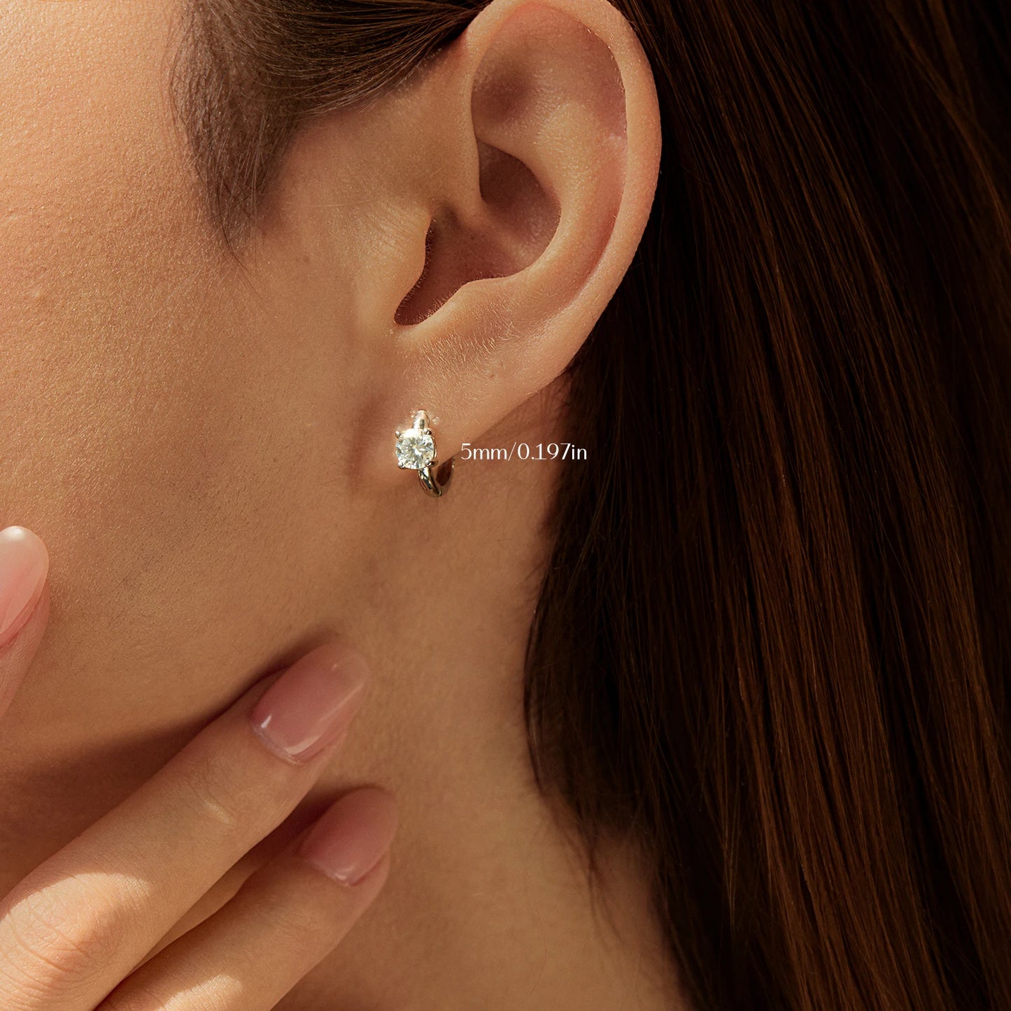 Eternal Glow – Moissanite hoop earrings