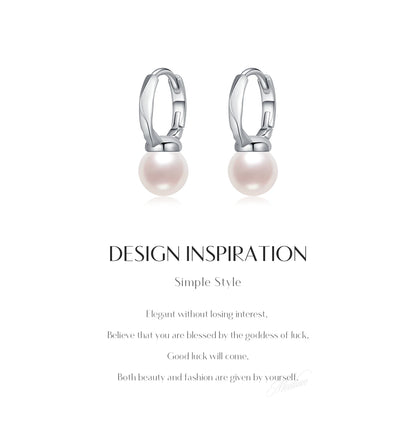 Ocean Whisper – Orecchini a cerchio con perle di conchiglia