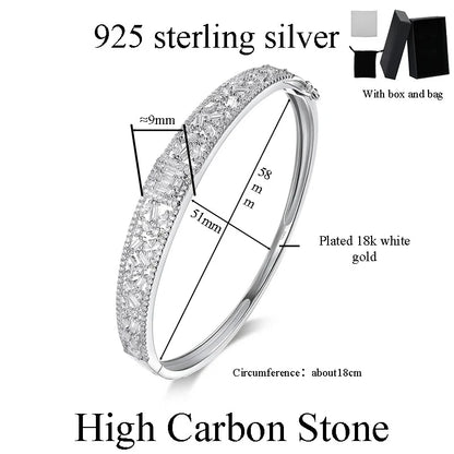 Radiant Bloom – Elegant hollow flower bangle