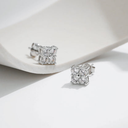 Urban Spark – Moissanite Stud Earrings