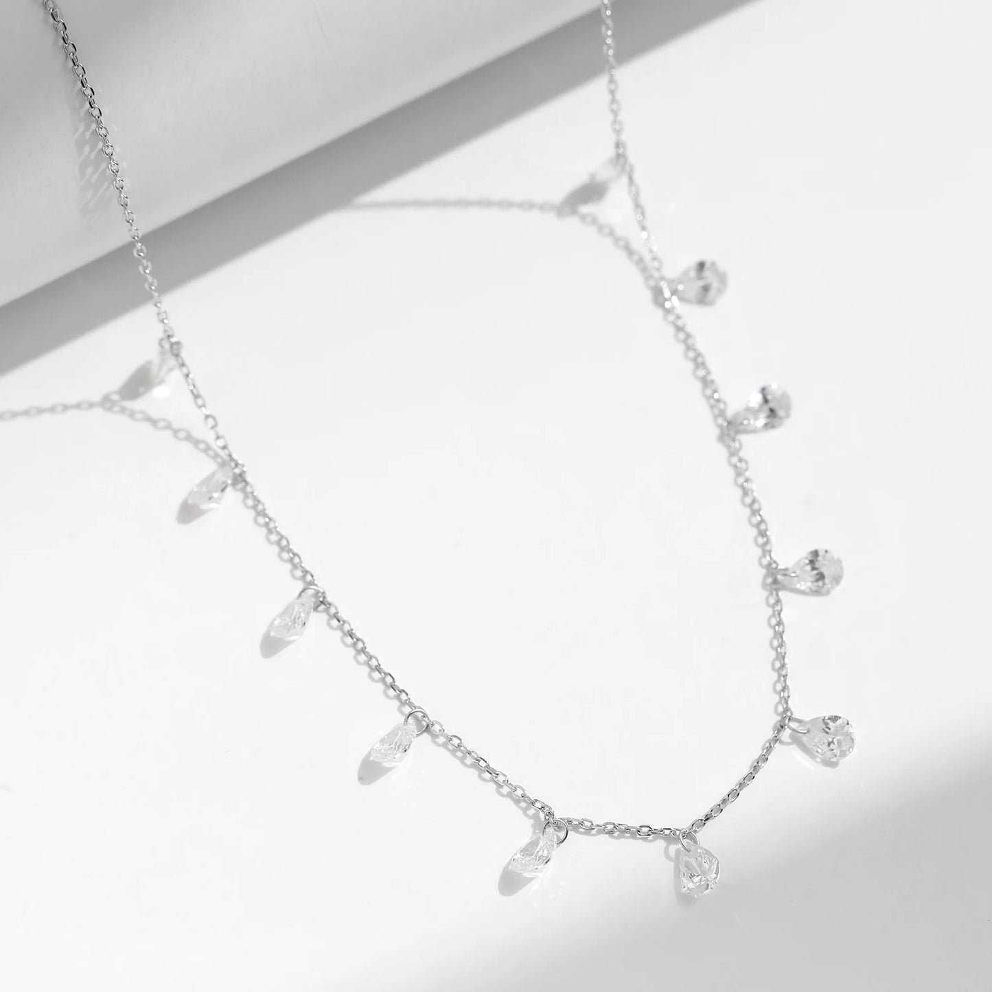 Urban Crystal Drop – Collana girocollo con clavicola scintillante