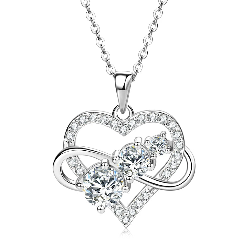 Infinite Love Spark – Moissanite Herz Halskette