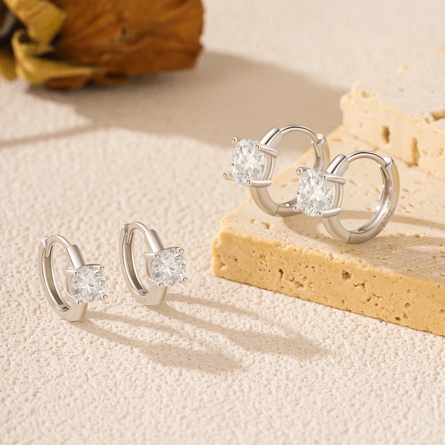 Eternal Glow – Moissanite hoop earrings