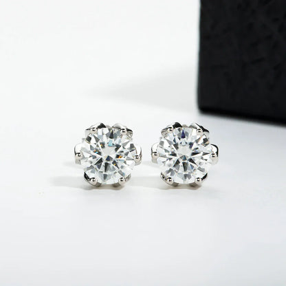 Sacred Bloom – Lotus Moissanite Ohrstecker in 925 Sterling Silber - Alyrah Jewellery