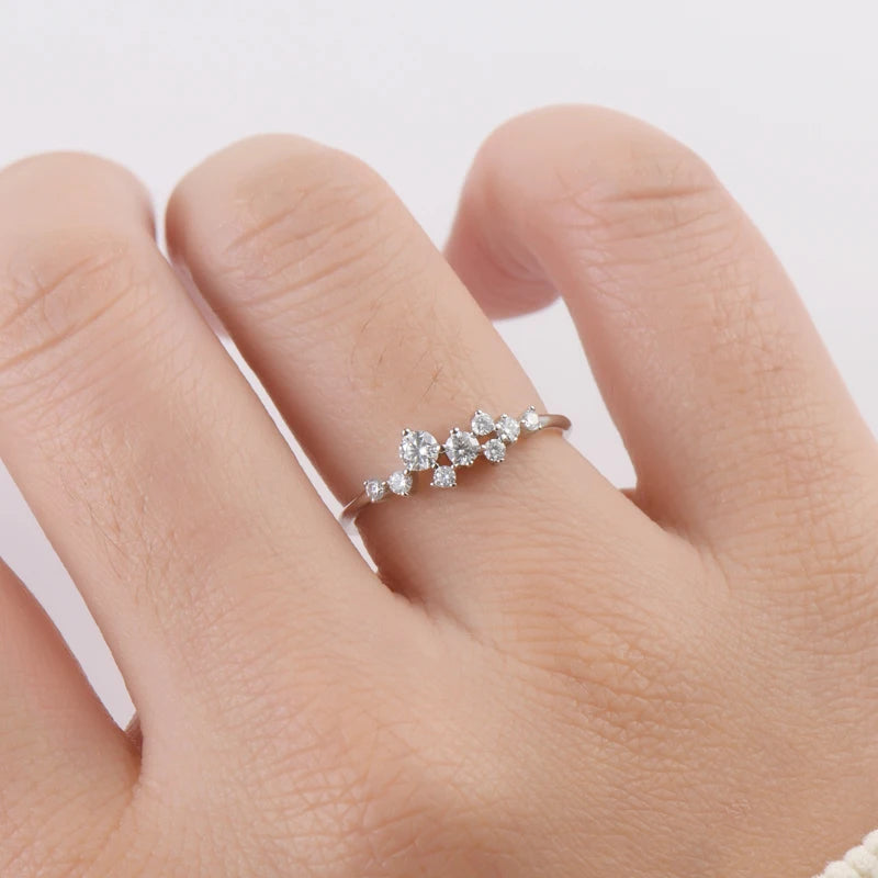 Celestial Glow – Ring und Halskette mit Moissanit-Cluster