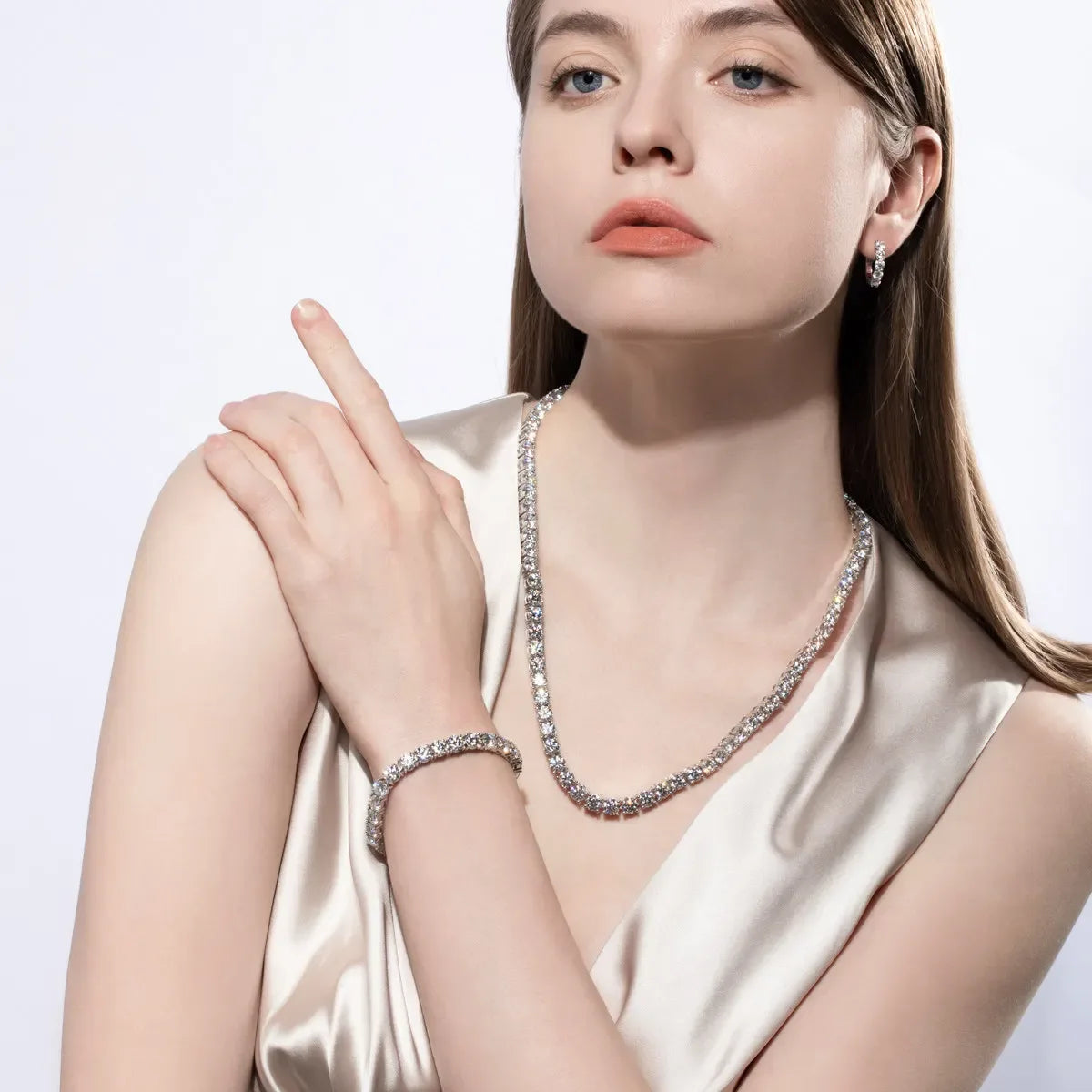 Royal Spark – Moissanite Tennisarmband D Color VVS1 aus 925 Sterling Silber, 18K vergoldet - Alyrah Jewellery