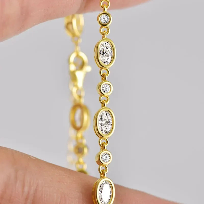Leuchtender Zauber – Tennisarmband Moissanite , Luxuriöses Schmuckstück - Alyrah Jewellery