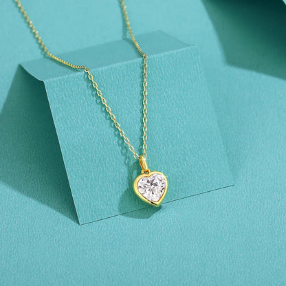 Ewige Liebe – Herzförmiger Moissanite Anhänger 14K Gold , Damen Halskette für Jubiläum, Hochzeit & Valentinstag - Alyrah Jewellery