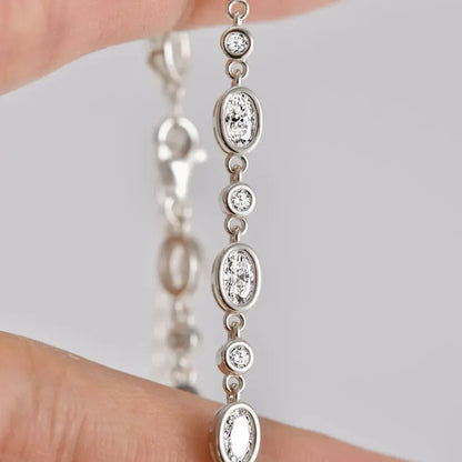 Leuchtender Zauber – Tennisarmband Moissanite , Luxuriöses Schmuckstück - Alyrah Jewellery