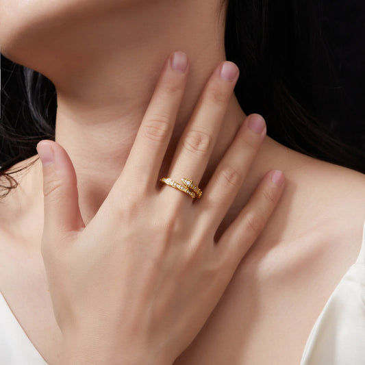 Verführerische Royale – Moissanite Schlangenring aus  Sterling Silber, Luxury Hip Hop Statement Ring