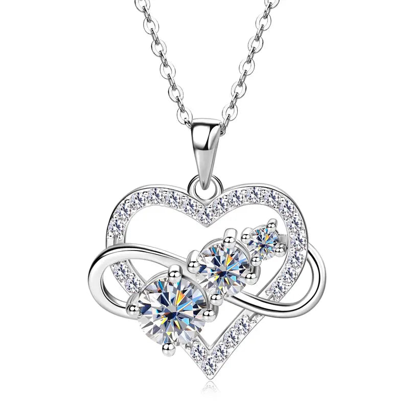 Infinite Love Spark – Moissanite Herz Halskette
