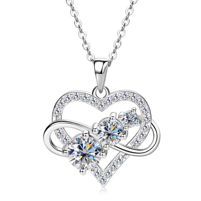 Infinite Love Spark – Moissanite Herz Halskette