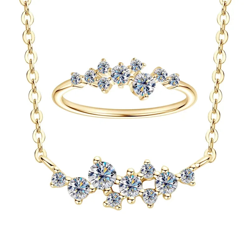 Celestial Glow – Ring und Halskette mit Moissanit-Cluster